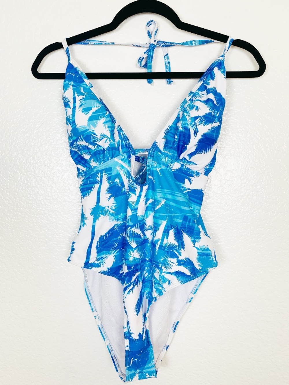 CUPSHE One Piece Swimsuit Large Bathing Suit Halter Neck Blue White Palm Tree